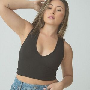 Klassy Network Black Cropped V-Neck Brami